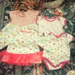 4pc baby girl clothing lot size 3-6 mo and 6 mo